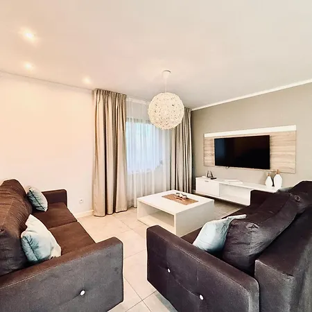 Pod Brzozami Bratek & Irys Ustronie Morskie