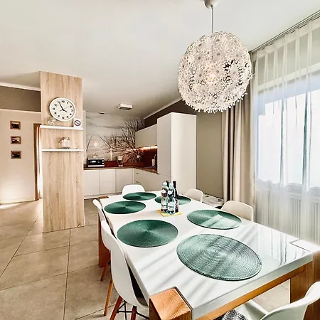 Pod Brzozami Bratek & Irys